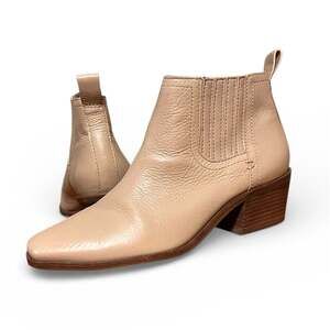 Lucky Brand Square Toe Leather Chelsea Ankle Booties Size 8.5 in Dune Tan Idola